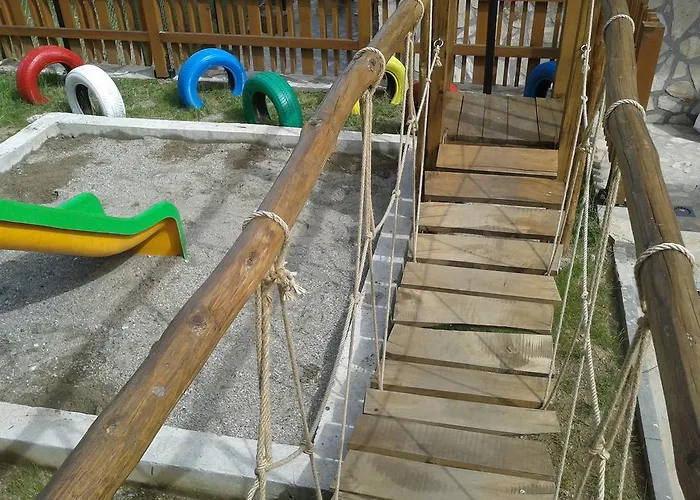 Къща за гости мини комплекс рилски тераси Сапарева Баня