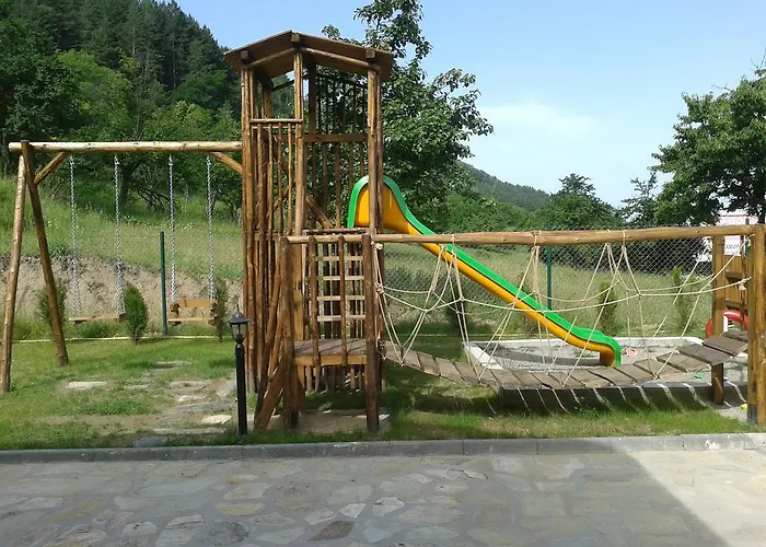 Къща за гости мини комплекс рилски тераси 3*